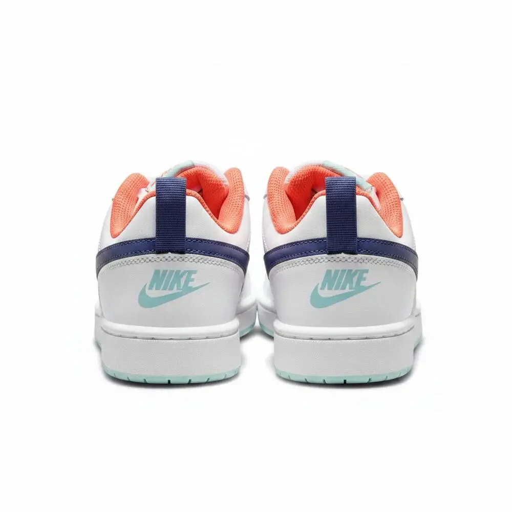 Nike kid court